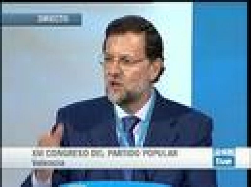 Mariano Rajoy ha sido reelegido presidente del PP con el apoyo del 84,24% de los compromisarios que han ejercido su derecho al voto en el XVI Congreso Nacional del partido, 409 de los cuales votaron en blanco (21/06/08).