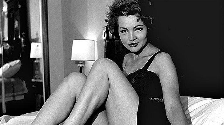 Telediario 1 - Muere Sara Montiel