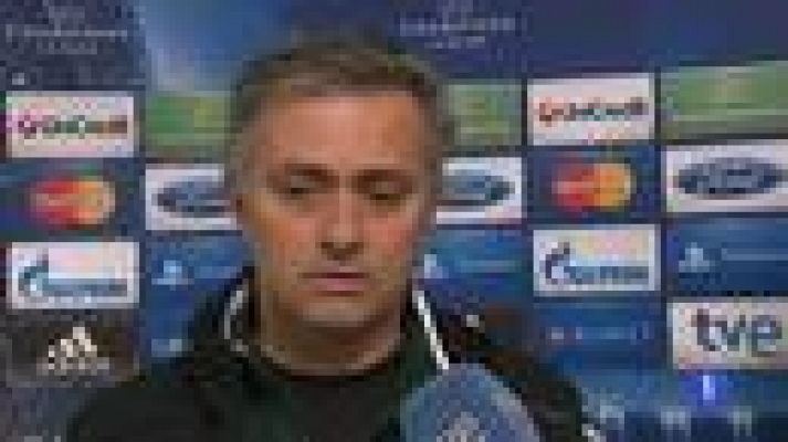 Telediario 1 - Mourinho: "Estoy encantado con los porteros"