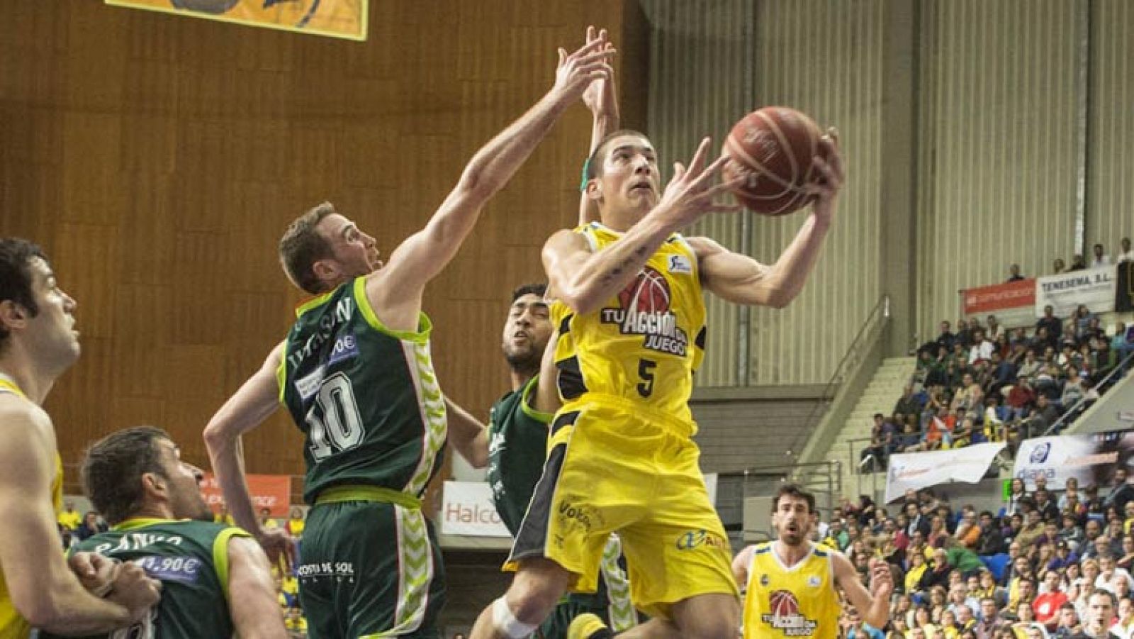 Telediario 1: Las tres mejores jugadas de la jornada en la Liga Endesa | RTVE Play