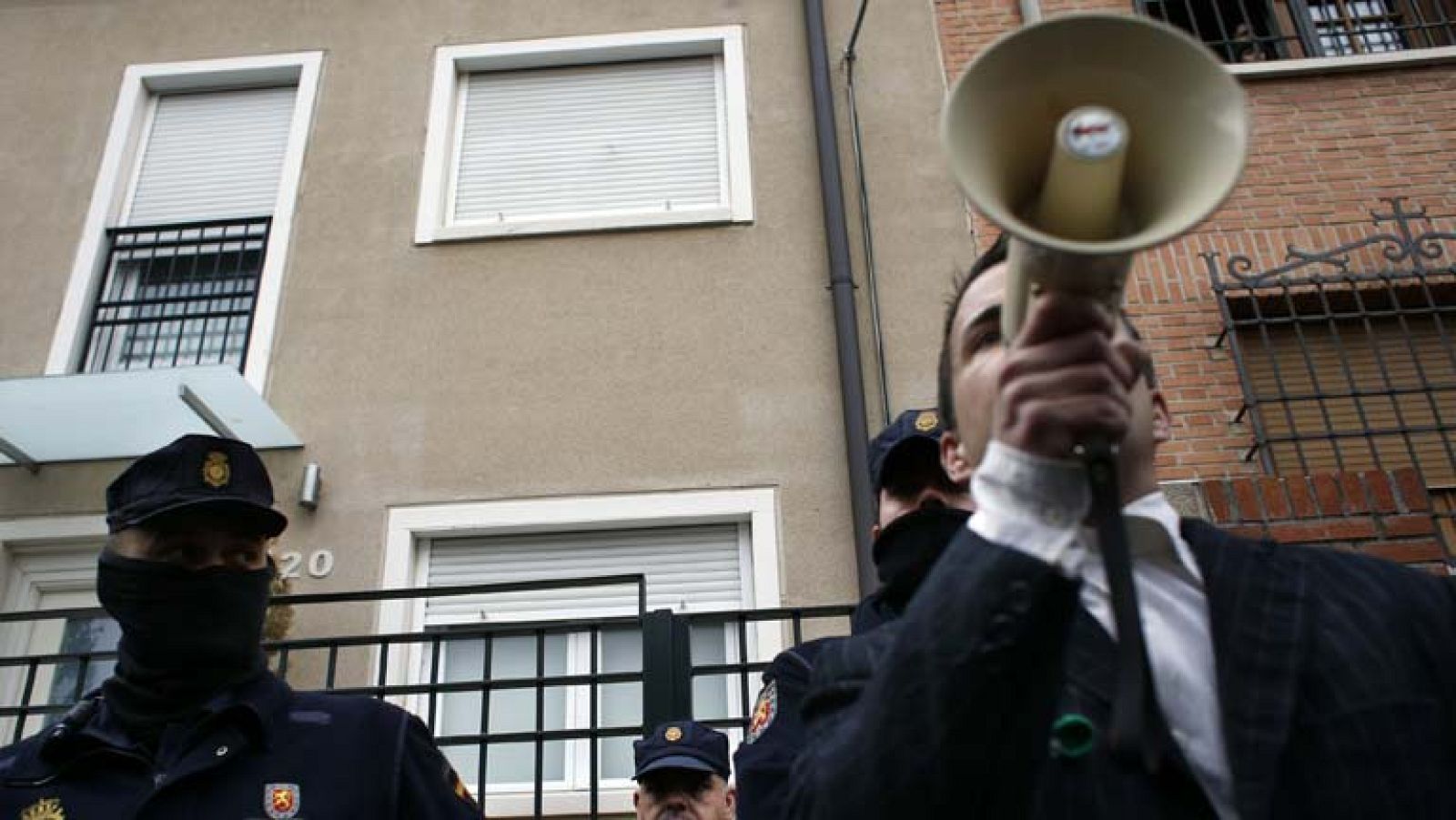 La Fiscalía General del Estado estudia el fenómeno de los escraches