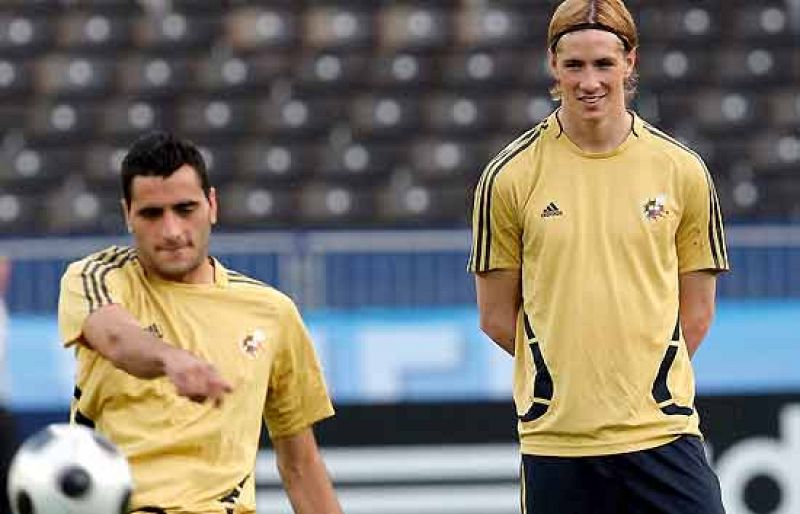 España e Italia, espadas en alto