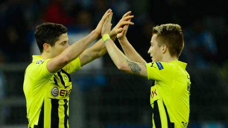 El centrocampista alemán remata a puerta vacía tras un rechace con todo el Borussia Dortmund volcado al ataque en el descuento.