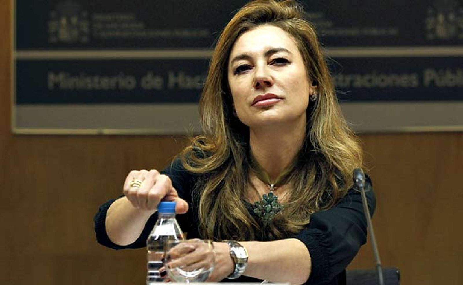 El déficit público se elevó al 10,6% en 2012 con las ayudas a la banca