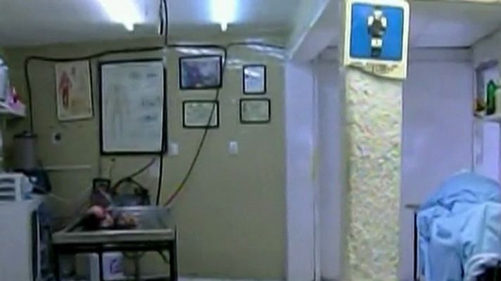 Telediario 1 - Científicos mexicanos emplean una técnica de plastinación para la conservación de cadáveres