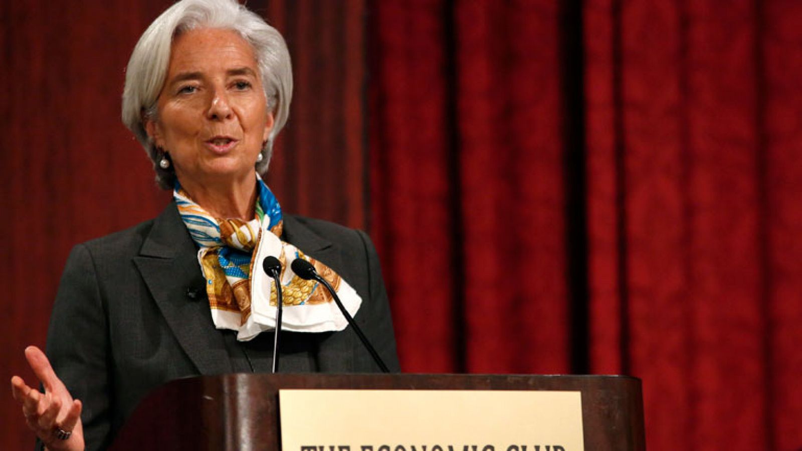 Telediario 1: La directora del FMI, Christine Lagarde, aboga por la unión bancaria en la zona euro | RTVE Play