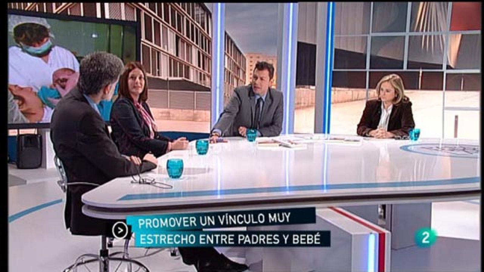 Para Todos La 2 -  Debate:  La crianza con apego