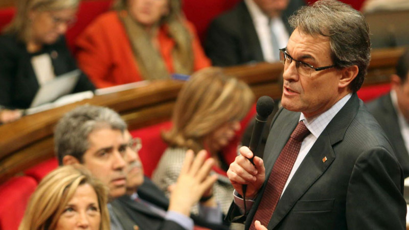 Cataluña no contempla aplicar el auto del Tribunal de Justicia sobre el uso del castellano