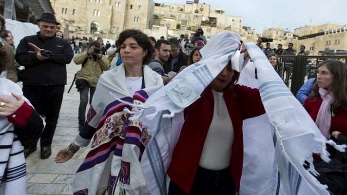 Detención mujeres judías