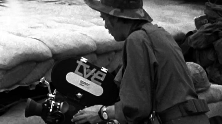 En portada - Periodistas en Vietnam