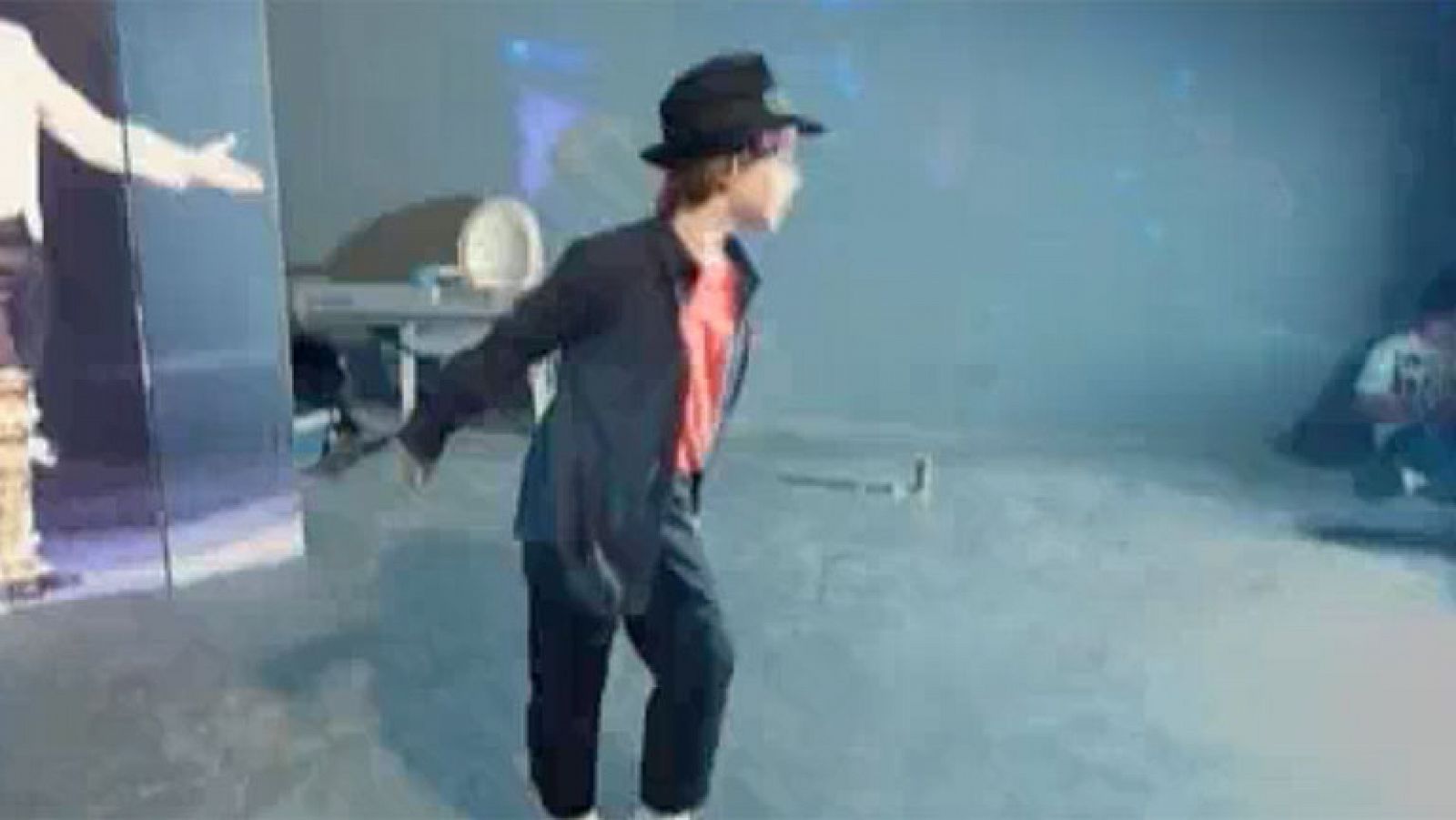 Sin programa: Brian Miranda, imitando a Michael Jackson | RTVE Play