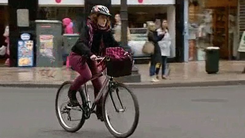Uso de casco en las bicis en ciudad 