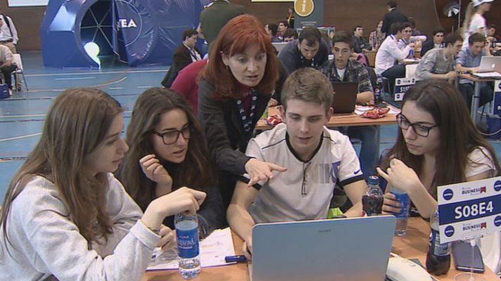 Jóvenes buscan su talento como empresarios virtuales