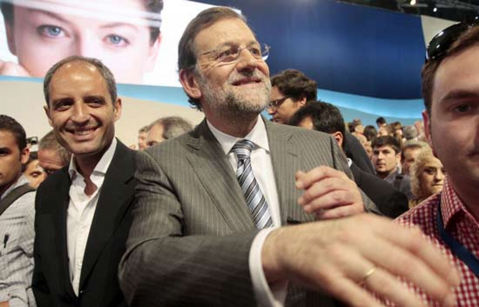 Rajoy dedica sus primeras palabras a criticar al Gobierno