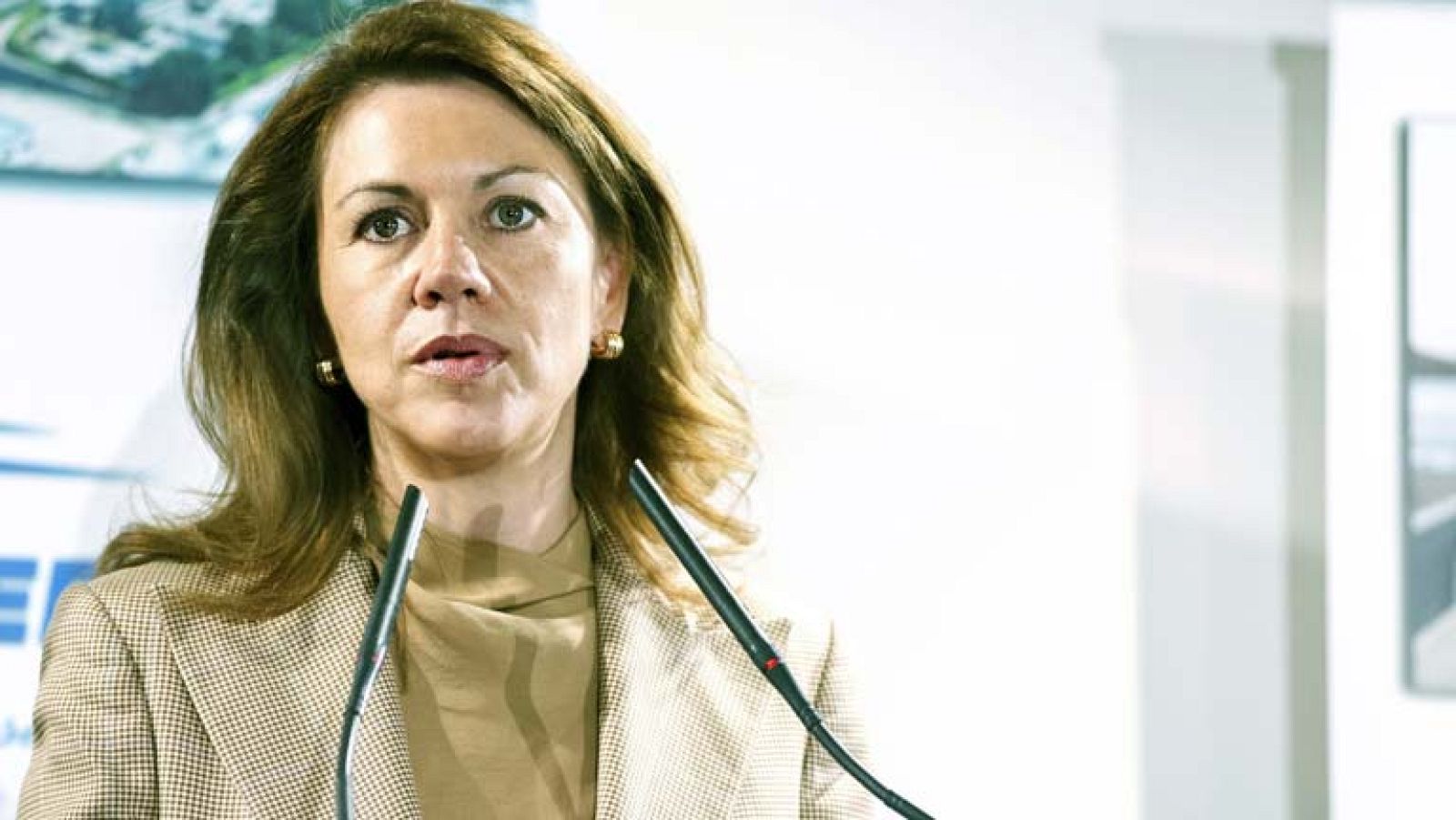 Cospedal cuestiona la "limpieza" del recuento en Venezuela - Informativo 24h | Ver