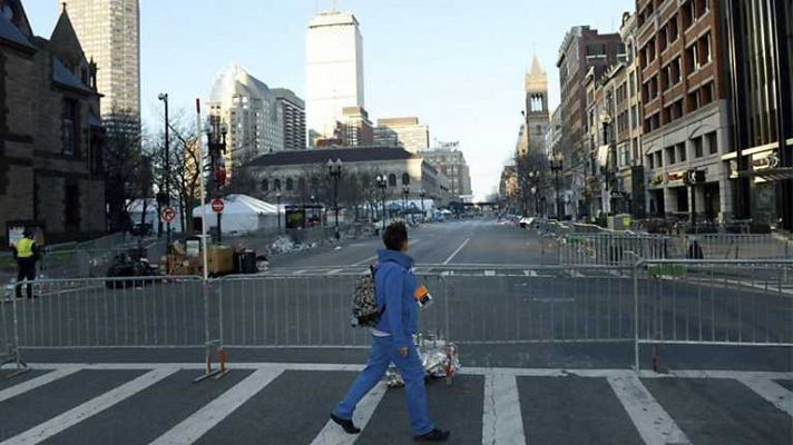 Telediario 1 - Telediario - 15 horas - 16/04/13