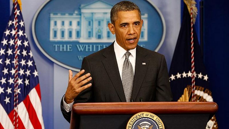 Obama pide la colaboración ciudadana y califica de "terrorismo" el atentado de Boston 