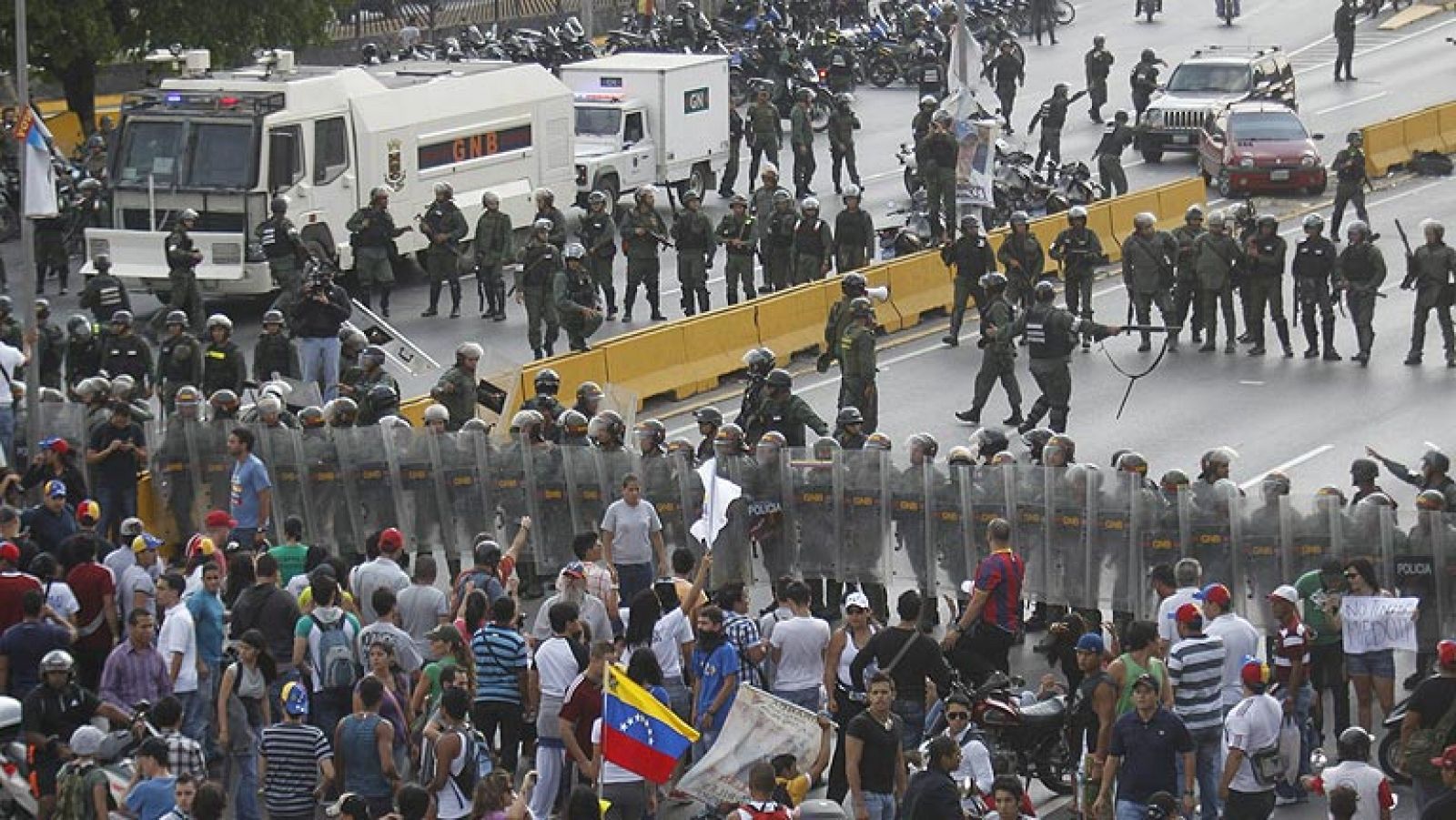 Telediario 1: Siete muertos en Venezuela  | RTVE Play