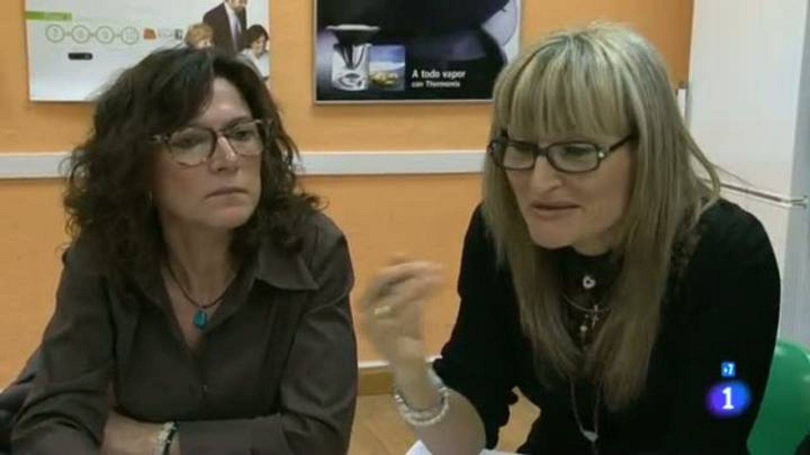 Comando Actualidad - De puerta en puerta - Vendedoras de robots de cocina