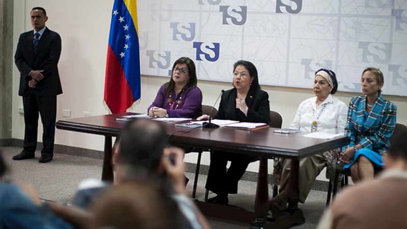 El Tribunal Superior de Venezuela dice que es "imposible" el recuento manual de votos