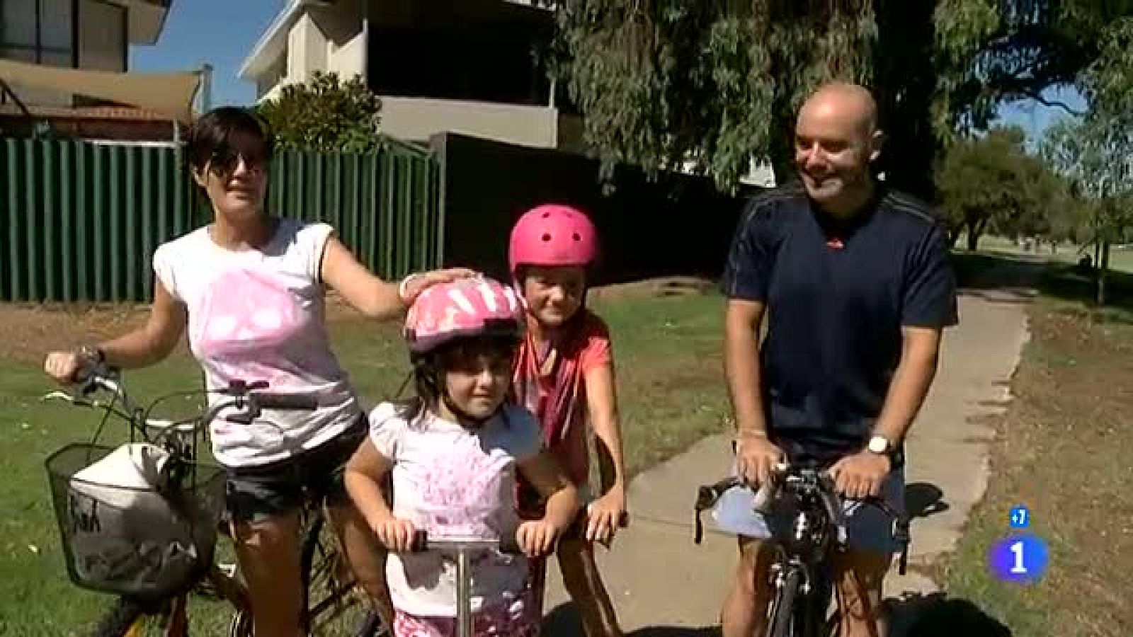 Españoles en el mundo - Perth - Familia Requejo | Ver
