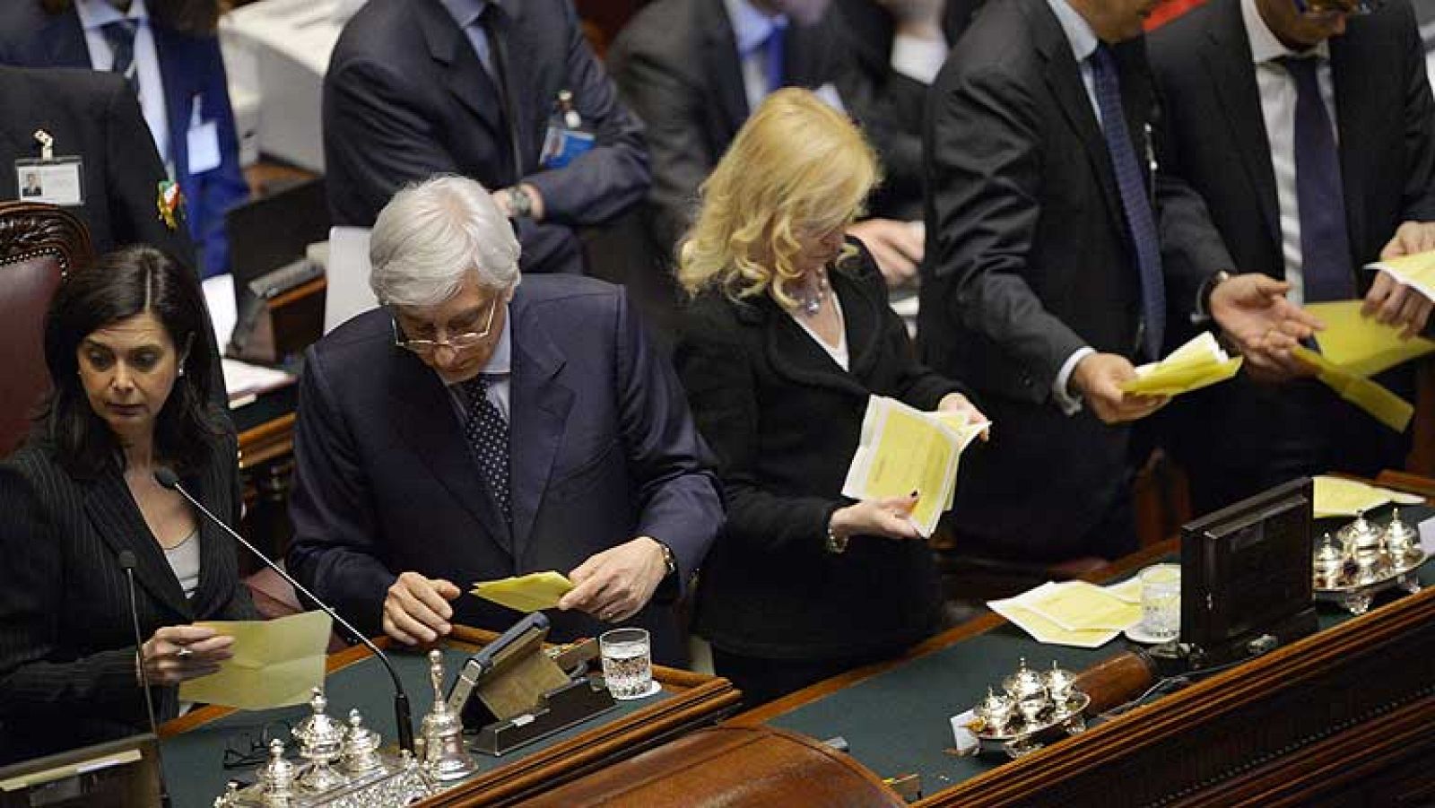 Los partidos italianos no acuerdan nuevo presidente de la República