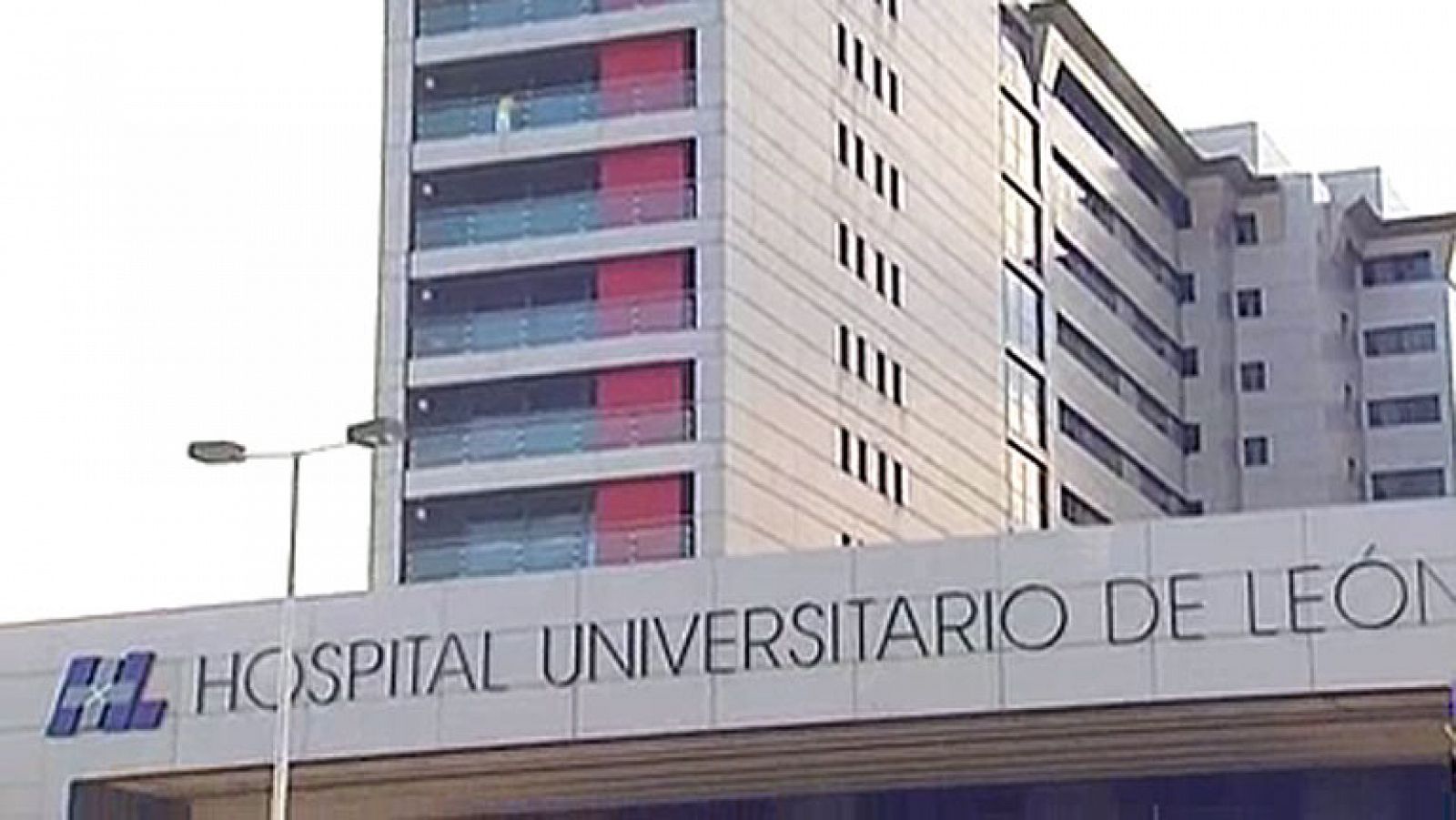 Telediario 1: Presunta negligencia médica en León | RTVE Play