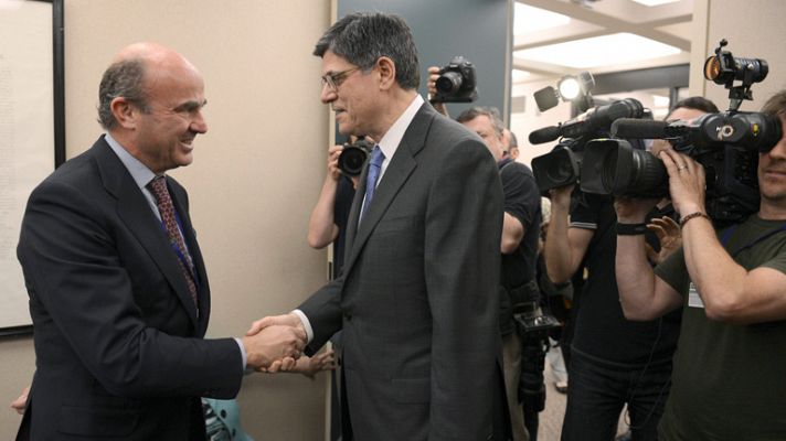 Telediario 1 - Luis de Guindos cree que la unión bancaria es la decisión más importante que debe tomar Europa