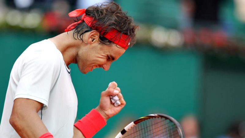El español Rafael Nadal, tercer favorito, al derrotar en semifinales al francés Jo-Wilfried Tsonga (n.6), por 6-3 y 7-6 (3), ha logrado el pase a la que será su novena final consecutiva del torneo de Montecarlo, primer Masters 1000 en tierra batida d