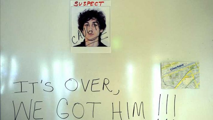 Telediario 1 - Telediario 2 en 4' - 20/04/13