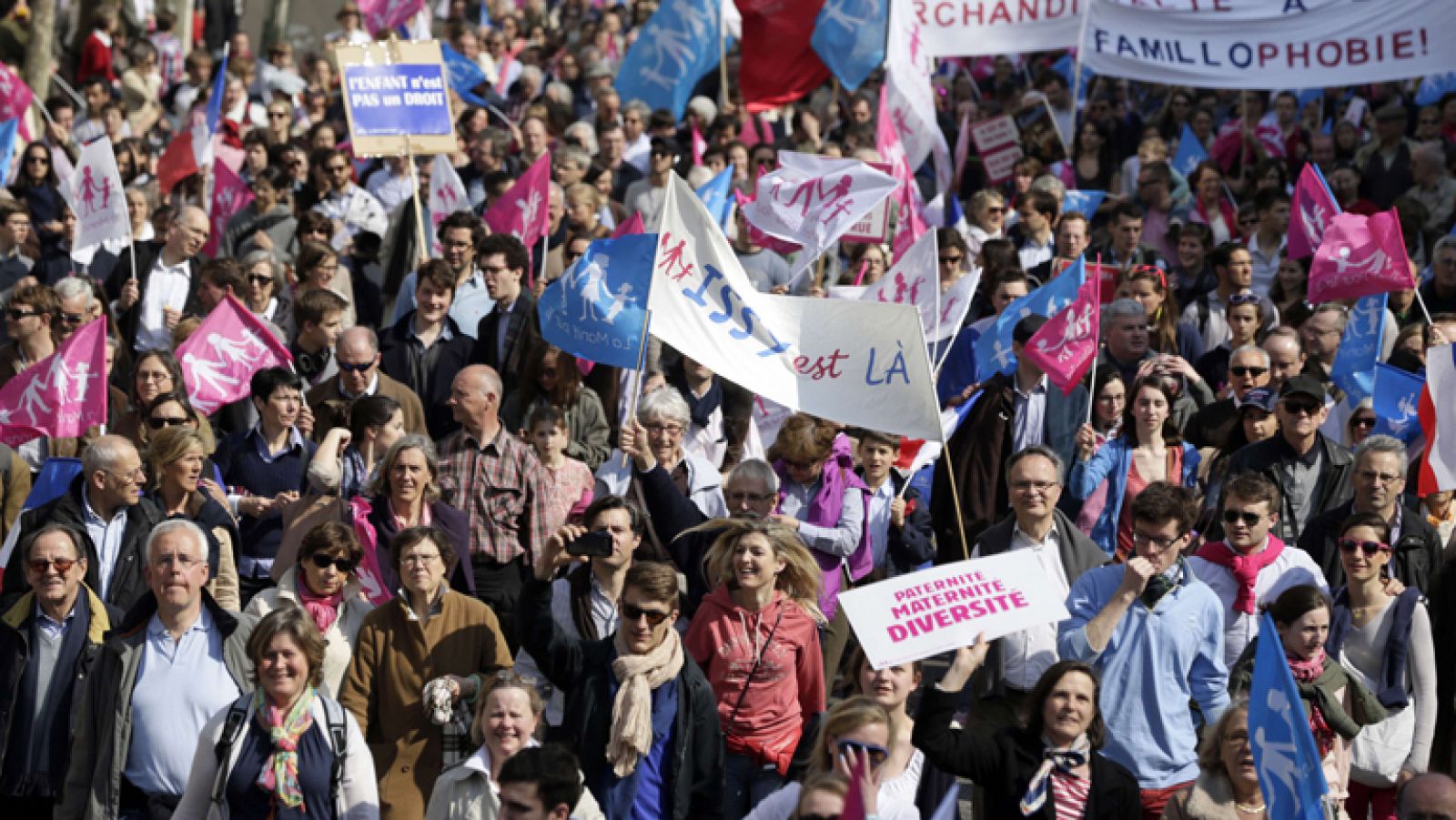 Informativo 24h: Decenas de miles de franceses piden no legalizar el matrimonio homosexual | RTVE Play