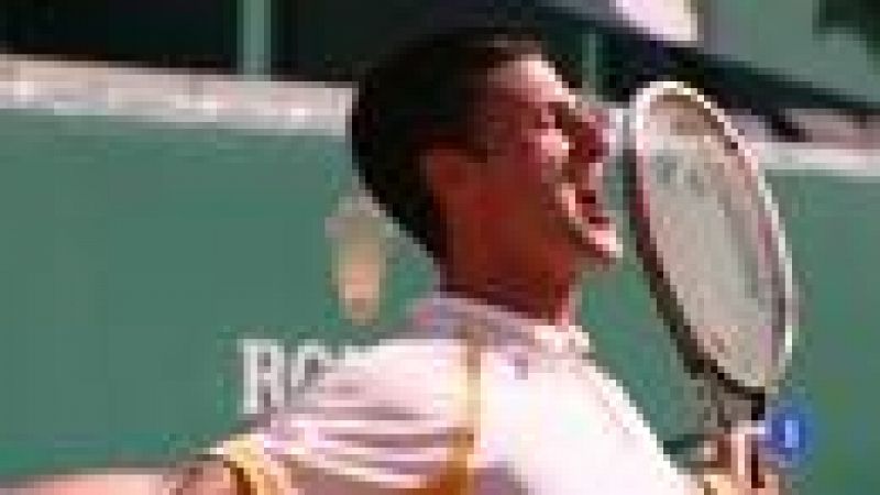El serbio Novak Djokovic tiene como objetivo esta temporada ganar en Roland Garros, el único grande que le queda, y hoy puso los cimientos al destronar al español Rafael Nadal en su reino de Montecarlo, donde había triunfado los últimos ocho años al 