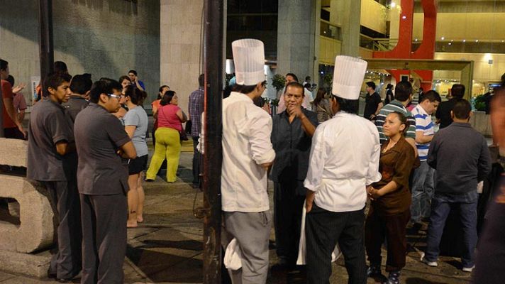 Telediario 1 - Terremoto en México