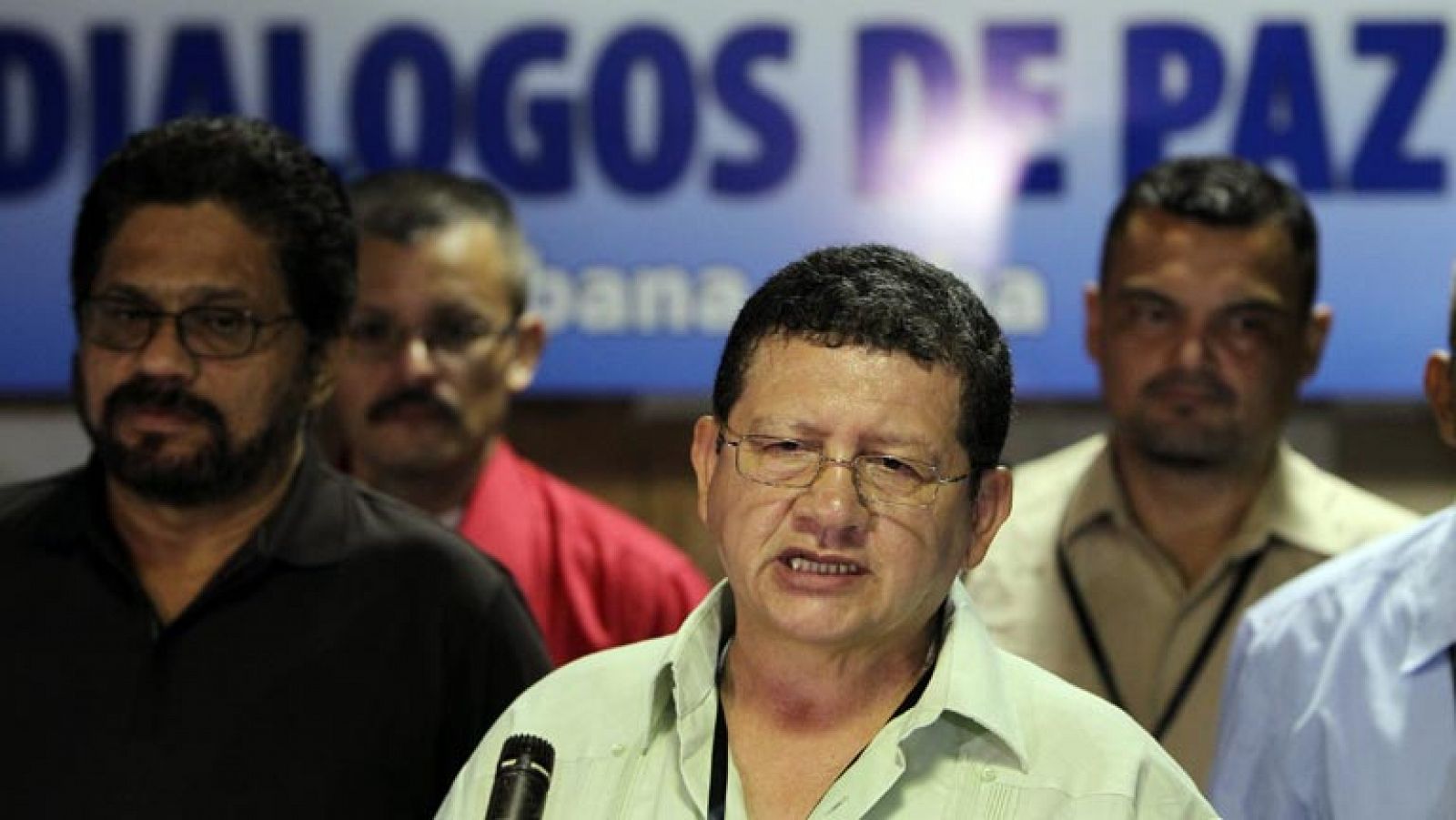 La noche en 24h: Se reanudan en Cuba las negociaciones entre Colombia y las FARC | RTVE Play