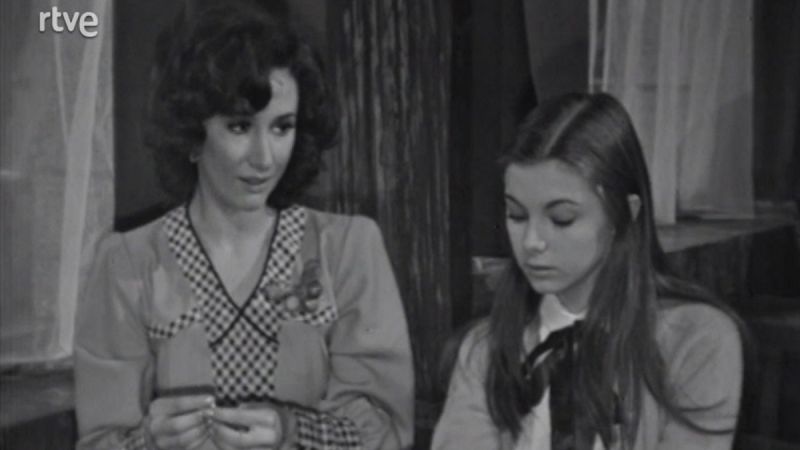RTVE: (1974) Entre visillos