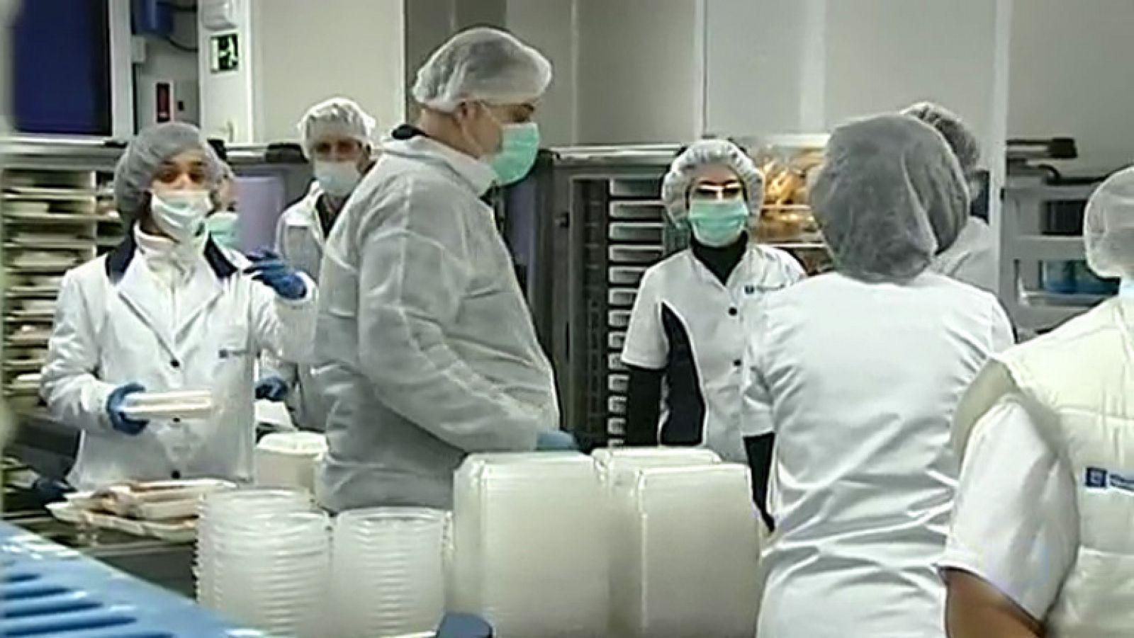 Telediario 1: La Consejería de Sanidad abre un expediente a la empresa adjudicataria del catering del Hospital de Navarra | RTVE Play