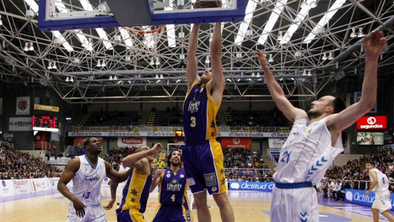 Baloncesto en RTVE: Blancos de Rueda Valladolid 88-84 Cajasol Sevilla | RTVE Play