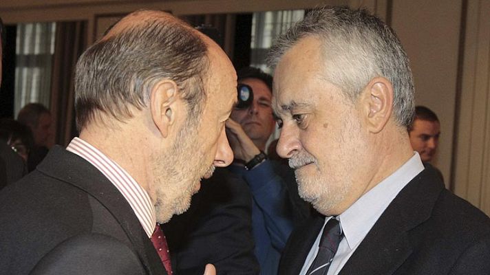 Rubalcaba pide cambios a Rajoy