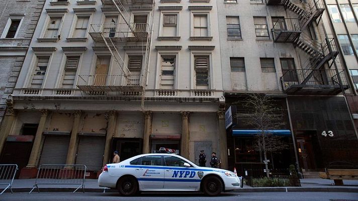 Telediario 1 - Hallan un trozo de avión del 11S