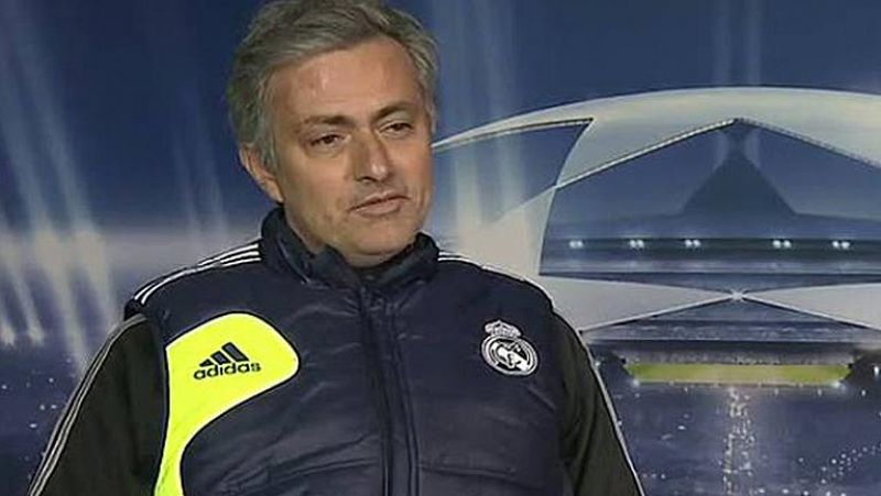Mourinho: "La clave es jugar como equipo" 