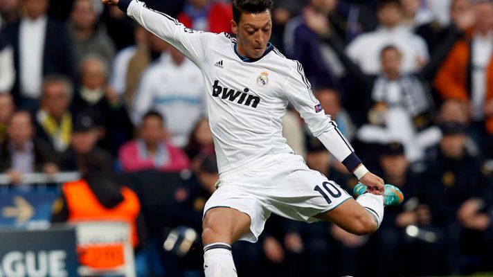 Champions League - Özil se queda solo y no define