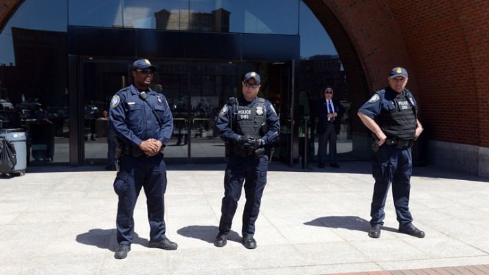 El FBI detiene a tres nuevos sospechosos por el atentado de la maratón de Boston