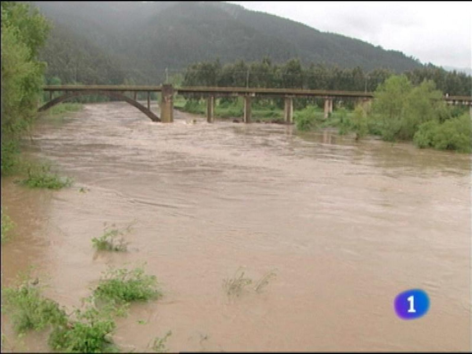 Panorama Regional: El tiempo en Asturias - 02/05/13 | RTVE Play