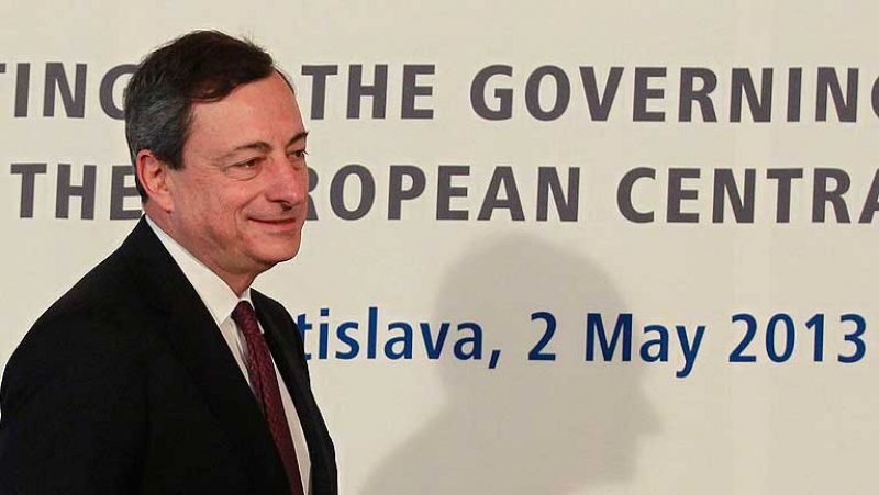 El Banco Central Europeo baja el precio del dinero