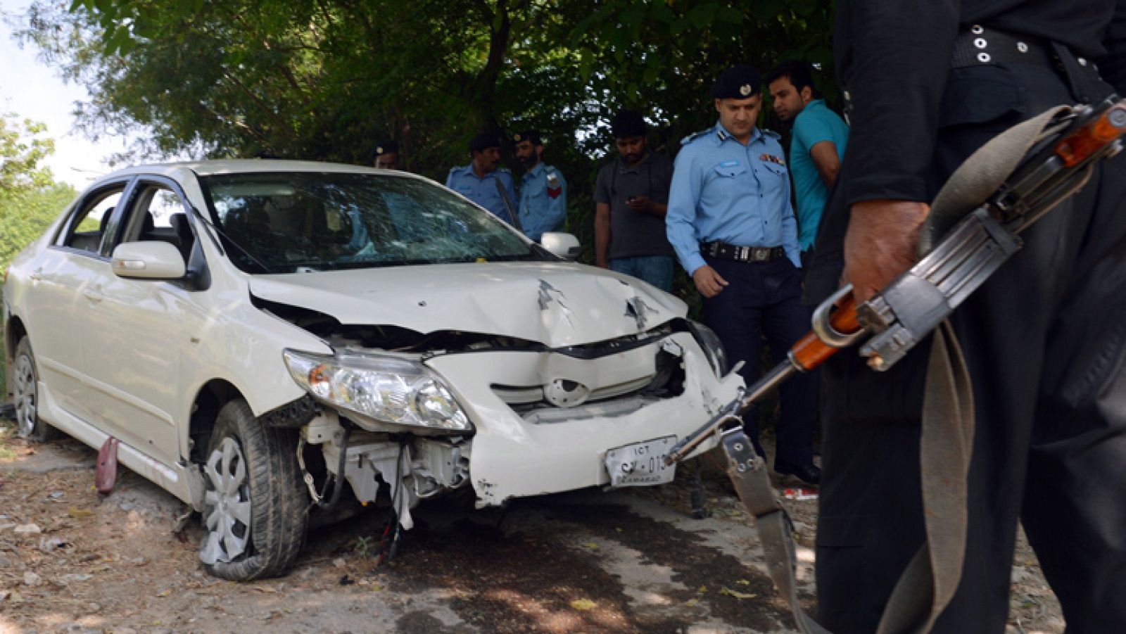 Muere tiroteado uno de los fiscales que investigaba el asesinato de Benazir Bhutto