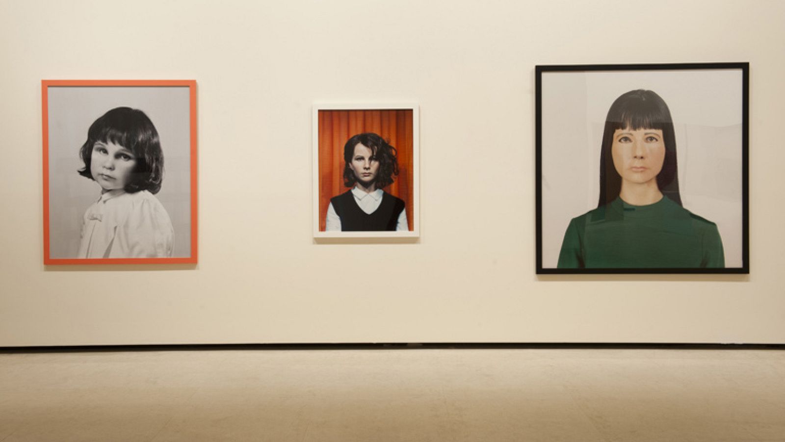 Atención obras La Cranford sale de casa RTVE Play