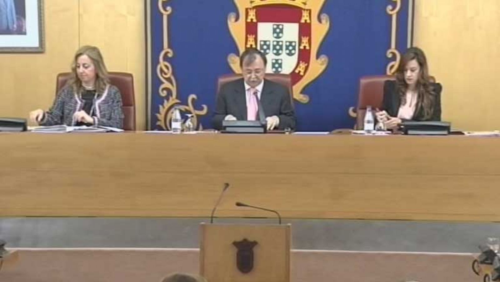 Noticias de Ceuta: Ceuta en 2' - 03/05/13 | RTVE Play