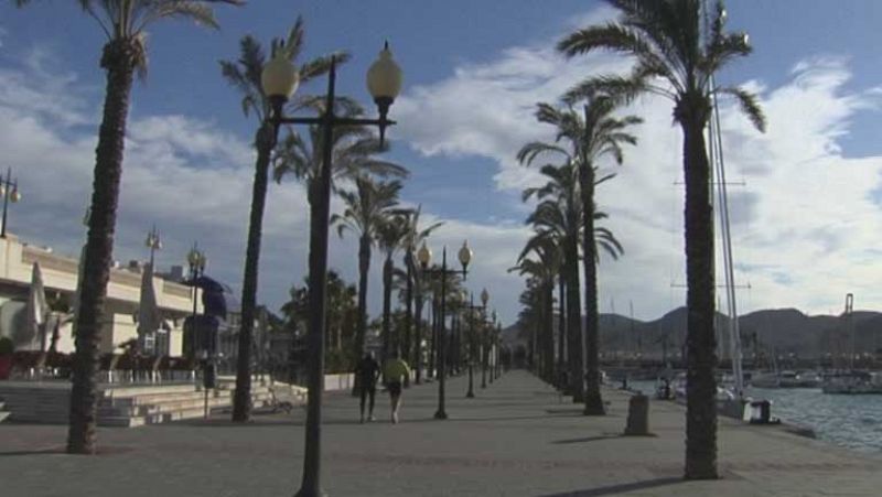 Cielo nuboso en Cataluña y Andalucía y despejado en el resto 