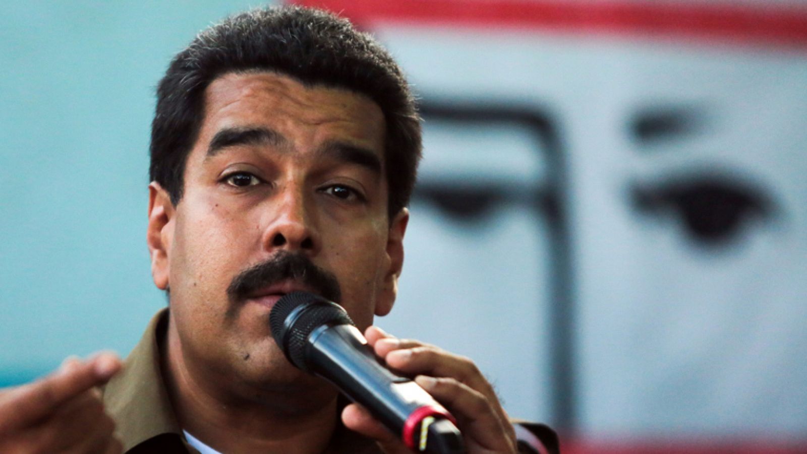 Informativo 24h: Maduro acusa al expresidente colombiano Álvaro Uribe de un plan para asesinarlo | RTVE Play