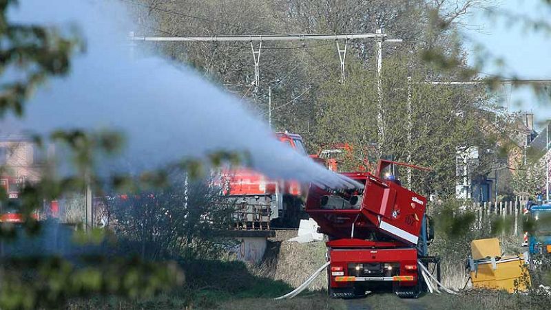 Unas 300 personas evacuadas en Bélgica tras incendiarse un tren con químicos